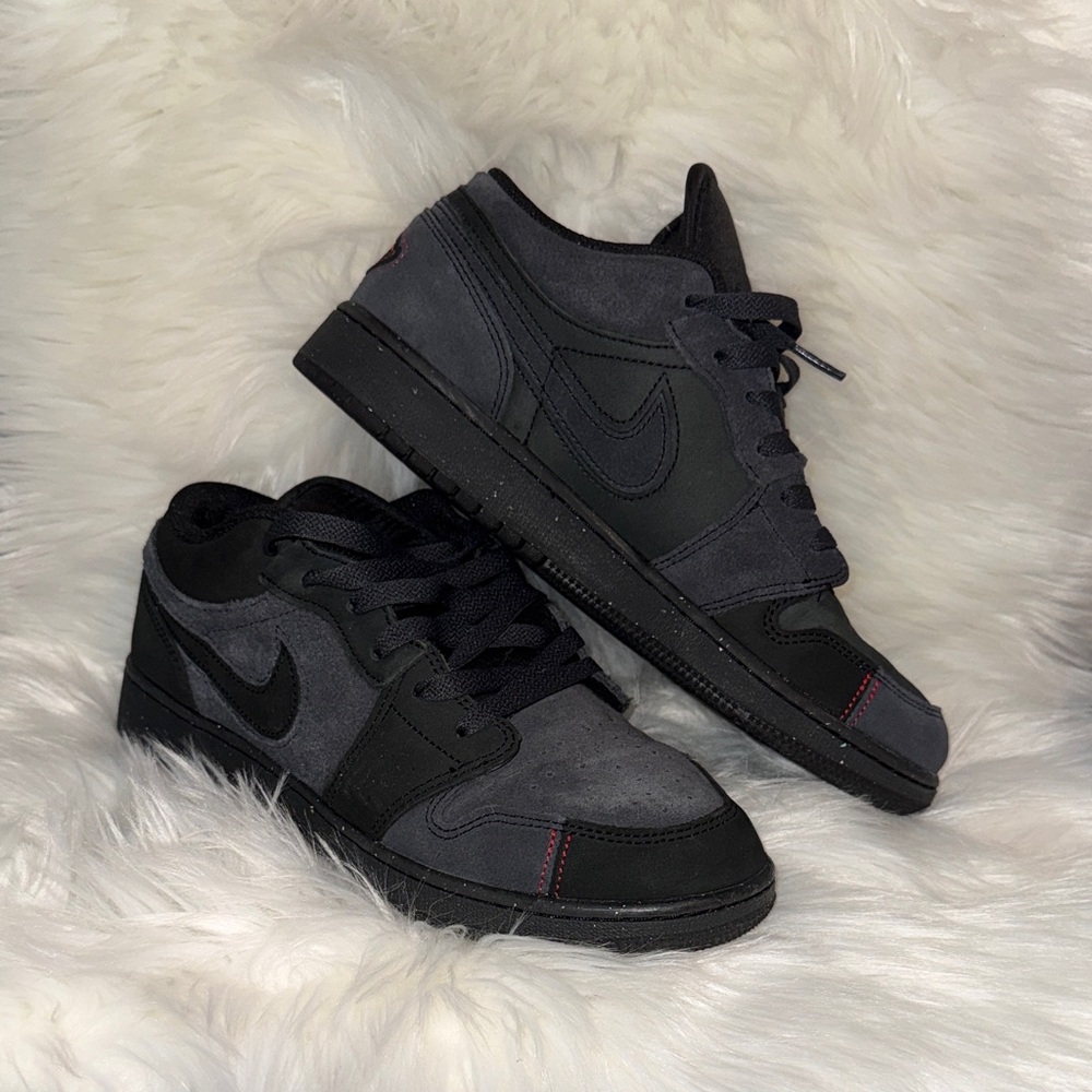 Air Jordan 1 Low SE Craft GS ‘Dark Smoke Red’